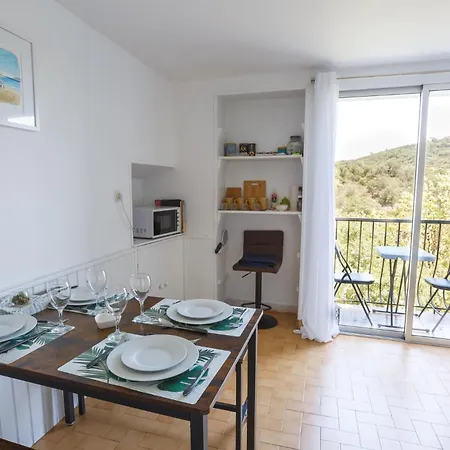 Cosy In Ancient With River And Vineyard Views Apartment *